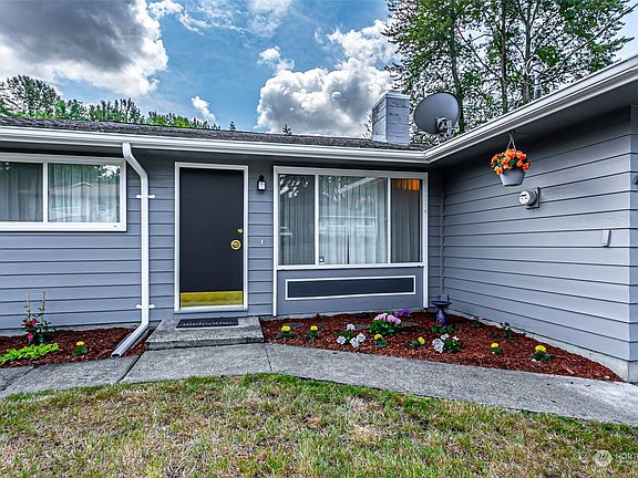3rd image of 4205 S 294th Street