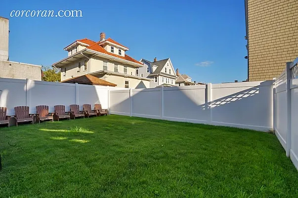 Sold by Corcoran | media 16