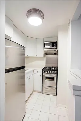 Rented by Mirador Real Estate | media 16