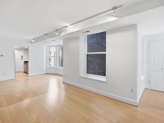 3rd image of 1115 12th St NW APT 305