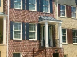 944 Persimmon Point, Sandy Springs, GA 30328