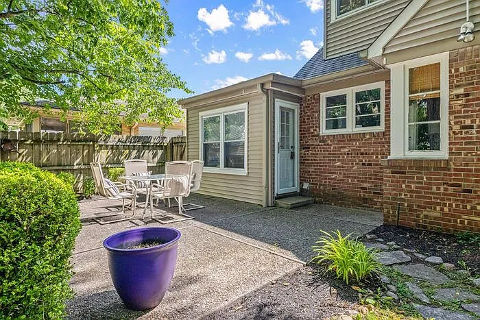 6226 N Delaware St — Photo 29