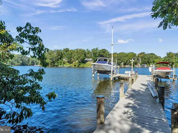 349 Dewey Dr, Annapolis, MD 21401