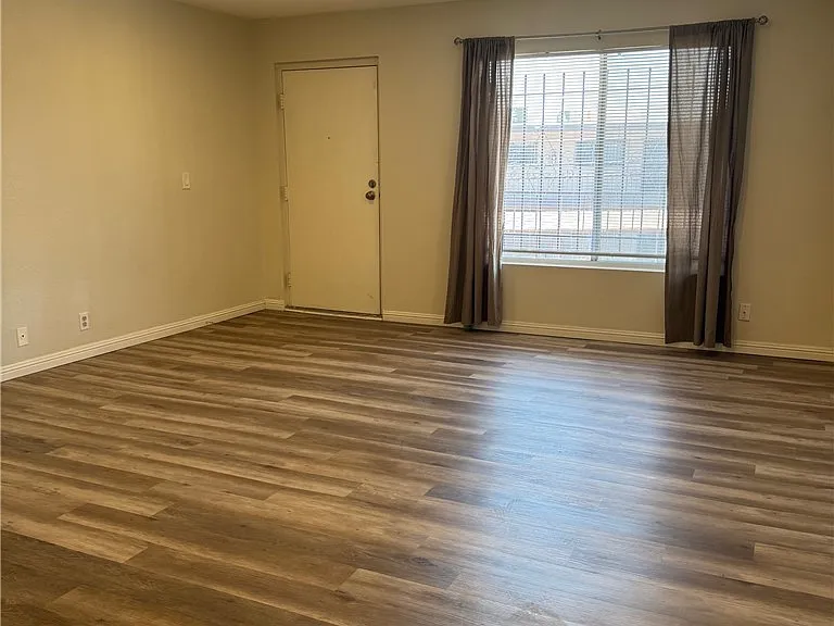615 S Royal Crest Cir #24 — Photo 3