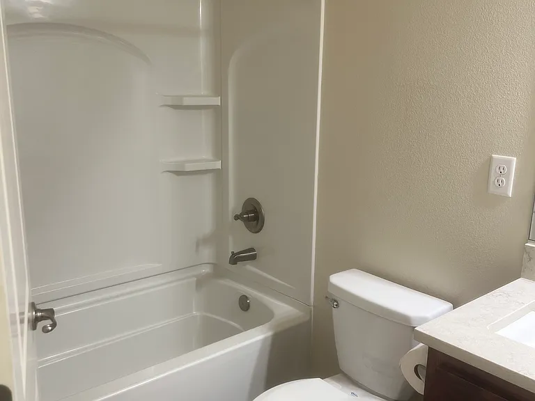 2 Jersey Brown Cir — Photo 10