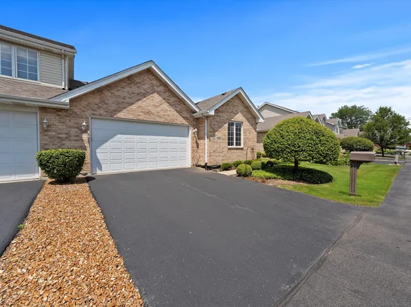 13520 Latrobe Ave, Crestwood, IL 60418
