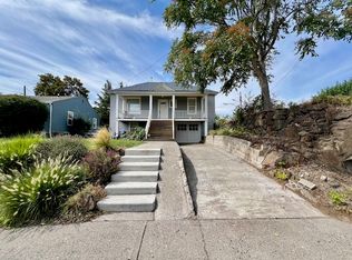 805 Trevitt St, The Dalles, OR 97058