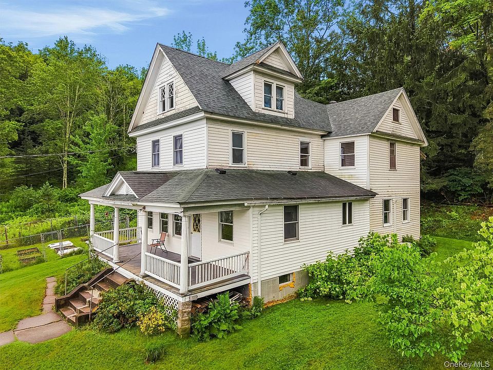 1st image of 8 Norris Drive