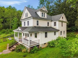 8 Norris Dr, Swan Lake, NY 12783