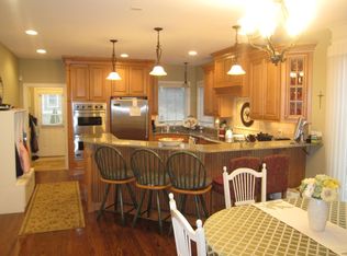 6 Fairway Dr, Northborough, MA 01532