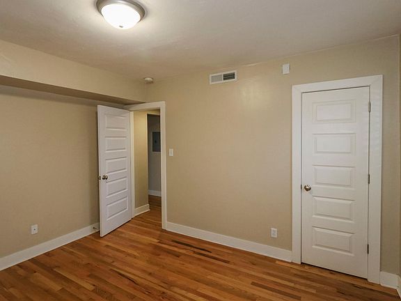 4th image of 818 E 300 S APT 34