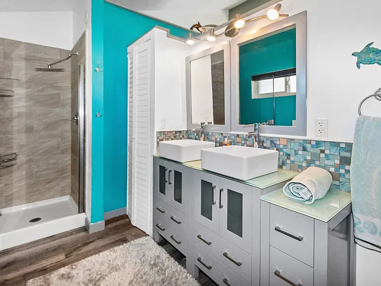 706 Ocean Lane — Photo 19