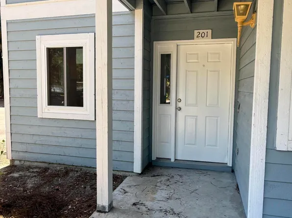 201 Battery Ln #201, Beaufort, SC 29902