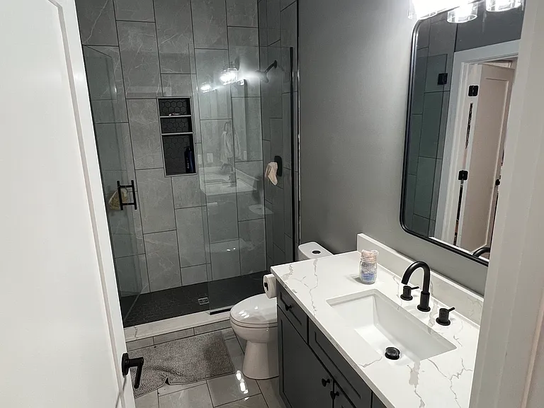 2060 Ruckle St — Photo 29