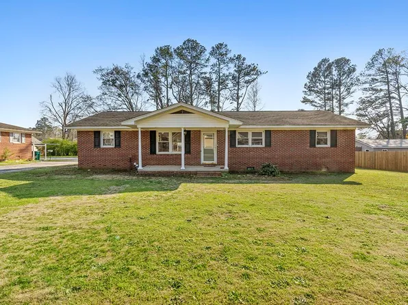 111 Hitt St, Greenwood, SC 29649