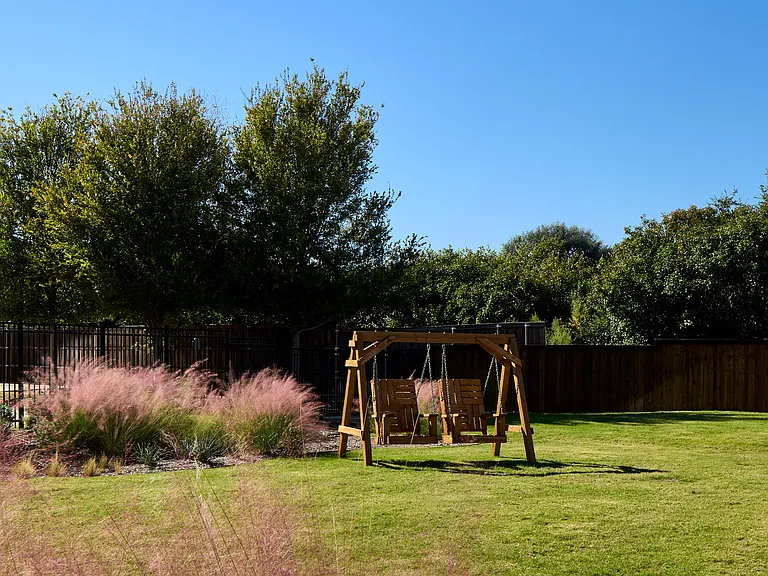 Avenida Carrollton - 55+ Active Adult Apartment Homes — Photo 25