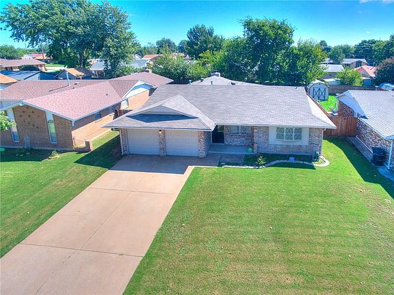 2nd image of 4008 Kim Dr