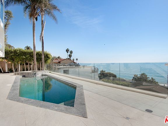 2nd image of 17804 Castellammare Dr