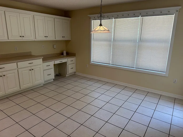 2308 Valley Pl — Photo 8
