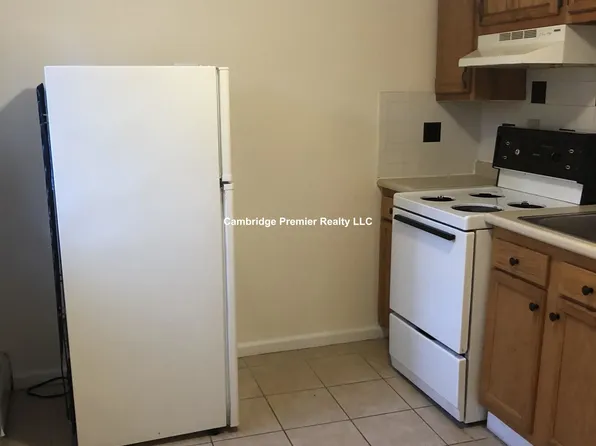 11 Pine St, Cambridge, MA
