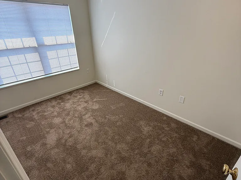 Rosewood Riverside — Photo 24