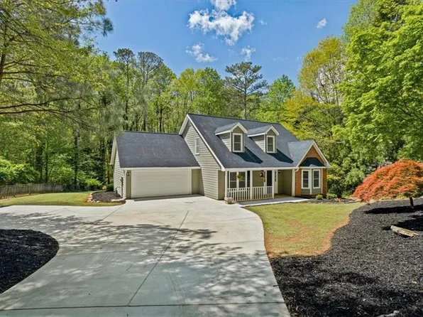 3590 Chastain Ct, Alpharetta, GA 30004