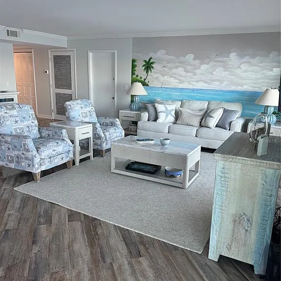 9 Turner St #11 — Photo 4