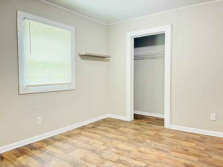 602 Park Ave — Photo 15