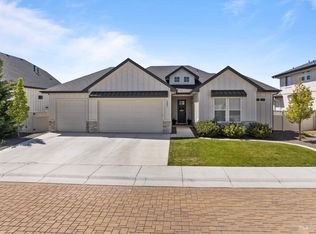 5481 N Exeter Way, Meridian, ID 83646