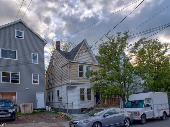 113 Coral St, Paterson City, NJ 07522