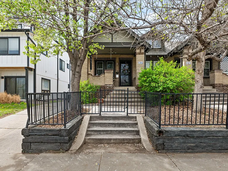 1465 Perry St — Photo 27