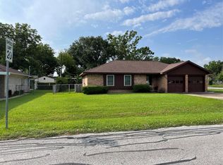 1733 Brumbelow St, Rosenberg, TX 77471