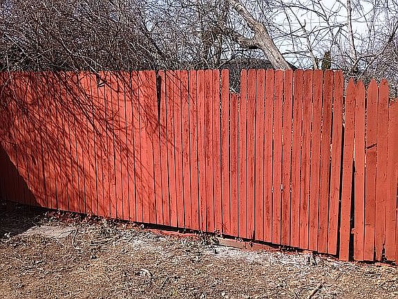 View 4 of back fence