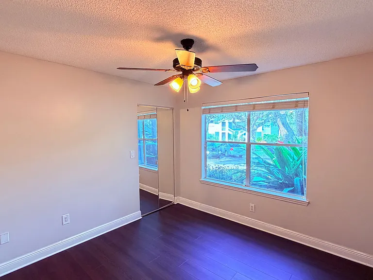 712 Secret Harbor Ln #100 — Photo 16