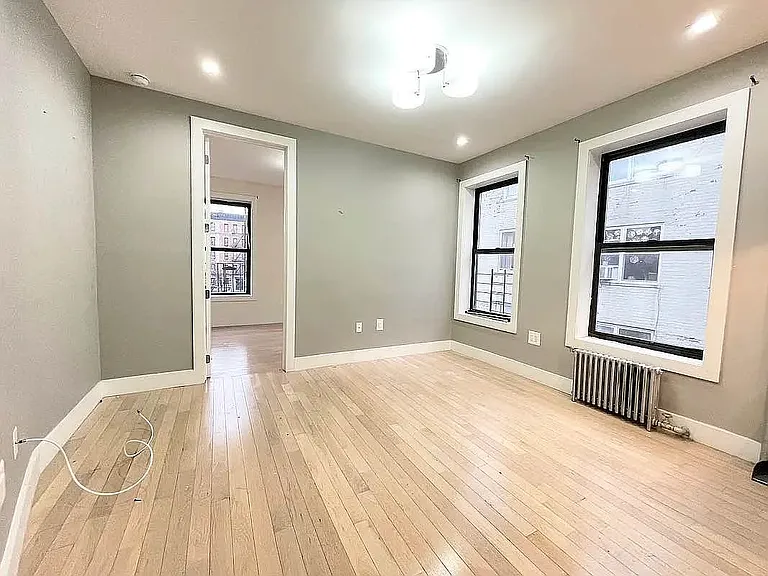 4308 Broadway #21 — Photo 5