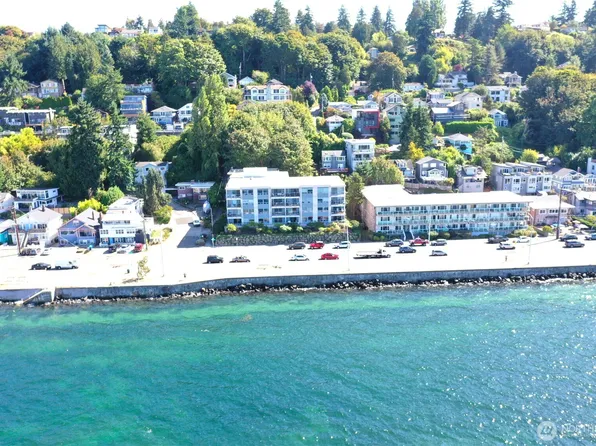 2200 Alki Avenue SW #103, Seattle, WA 98116