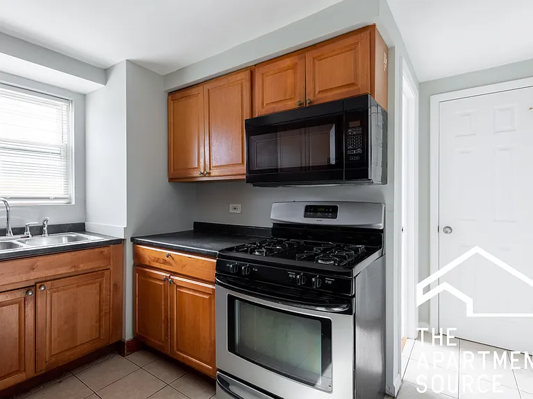 1300 S 51st Ct #202 — Photo 5