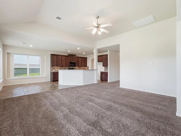 9518 Franklin Dr — Photo 11