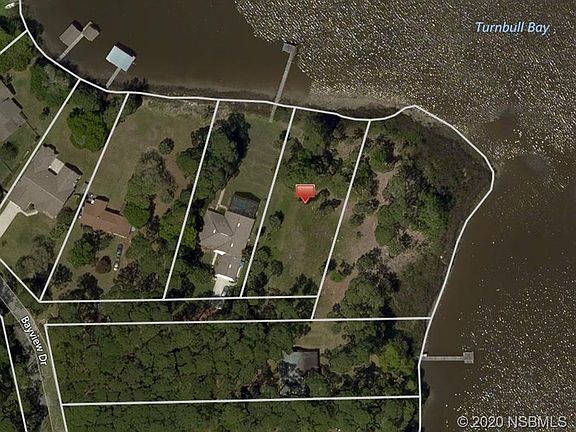 3rd image of 1879 Bayview Dr