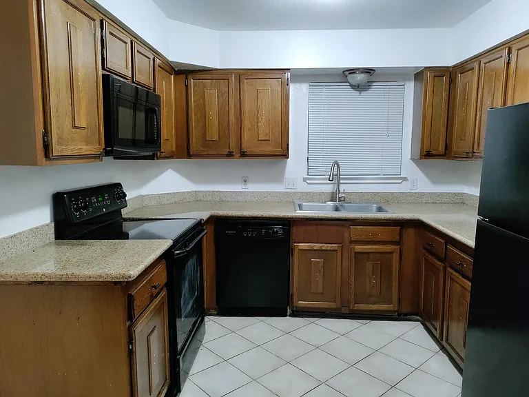 10600 S Gessner Dr #24 — Photo 18