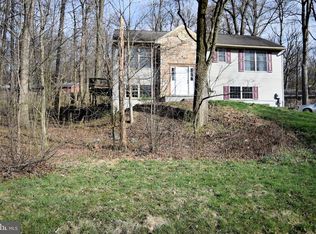 2078 S Forge Rd, Palmyra, PA 17078