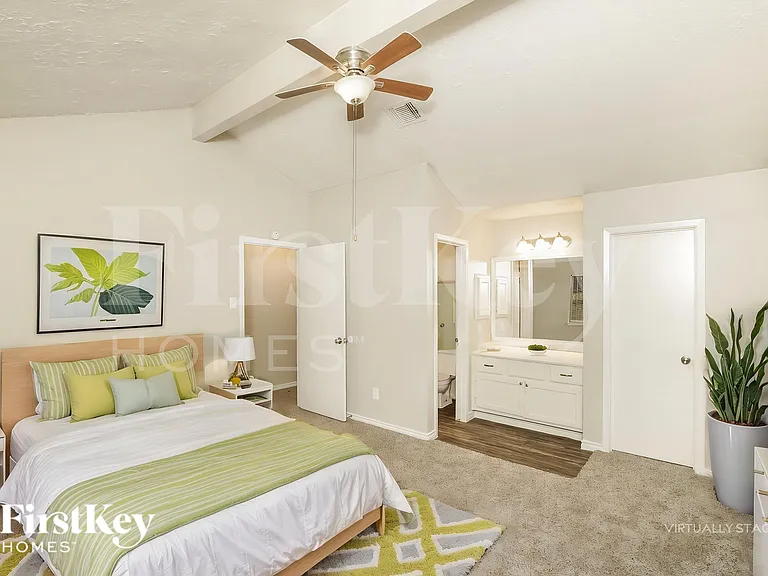 19903 Mountain Dale Dr — Photo 11