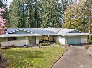 6802 77th St W, Lakewood, WA