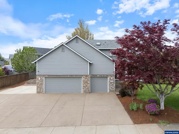 787 Carter Ave NW, Salem, OR 97304