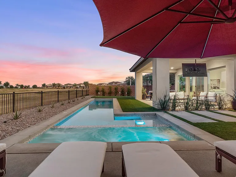 Private Pool