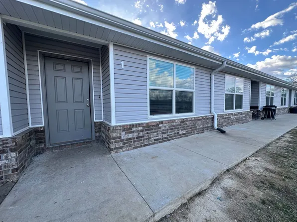 325 Westbrook Ct, Decatur, AR 72722