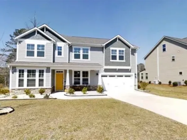 173 Union St, Raeford, NC 28376