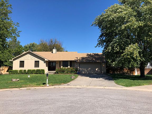 2nd image of 346 N Oakwood Ct