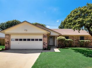 2418 Westpark Way Cir, Euless, TX 76040