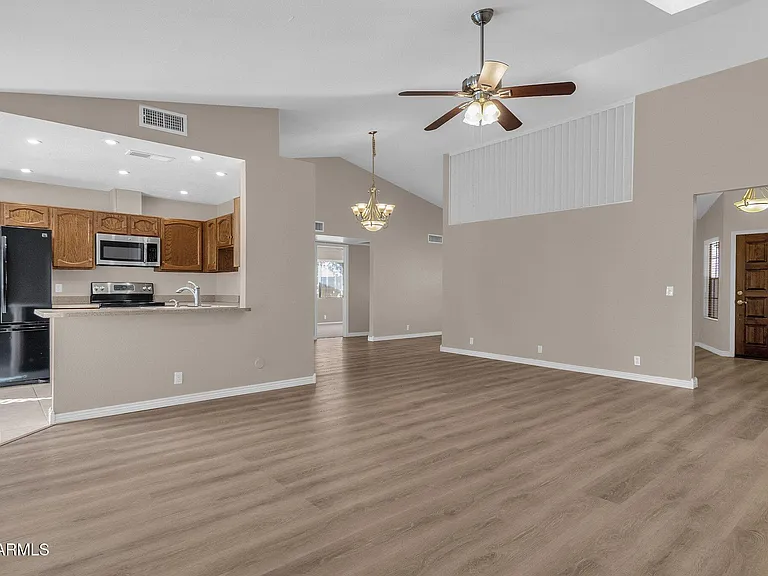 4307 E Karen Dr — Photo 14